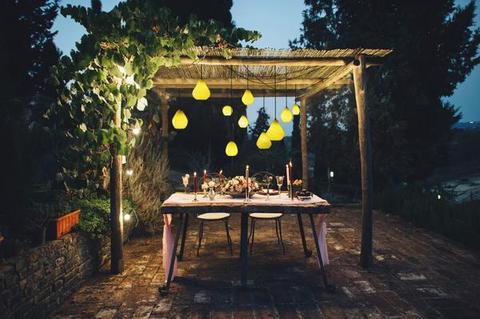 How to organize a NIO Cocktail Party in your garden: 6 simple tips